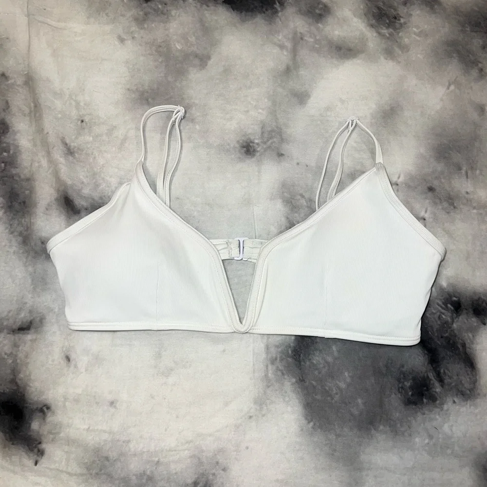 Garage bikini top - Picture 2 of 3